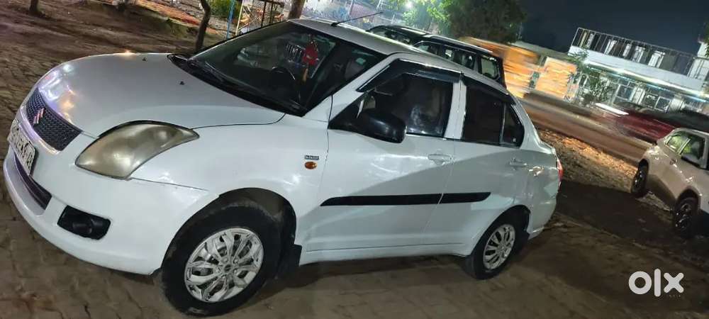 Gadi Parking Ki Problem Ki Vajah Se Sale Kar Rahe Hai