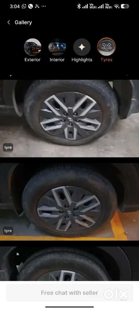 Hyundai Venue 2025 Petrol 12800 Km Driven