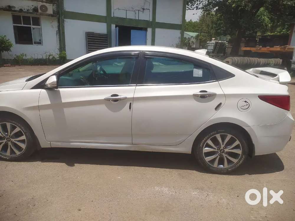 Hyundai Verna 2016 Petrol 12800 Km Driven