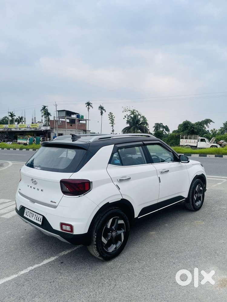 Hyundai Venue 1.0 Sx Turbo Imt Dual Tone Sport, 2019, Petrol