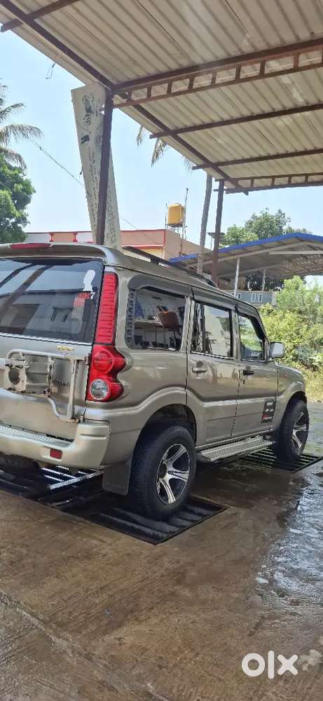 Mahindra Scorpio 2008