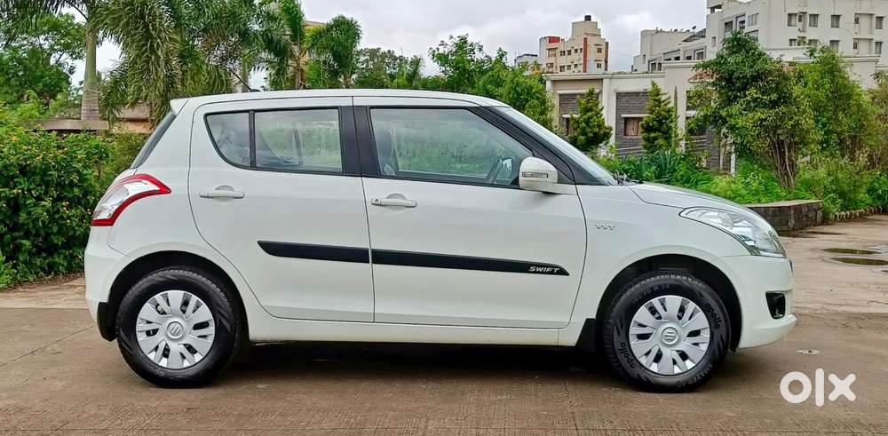 Maruti Suzuki Swift 1.2 Vxi (o), 2014, Petrol