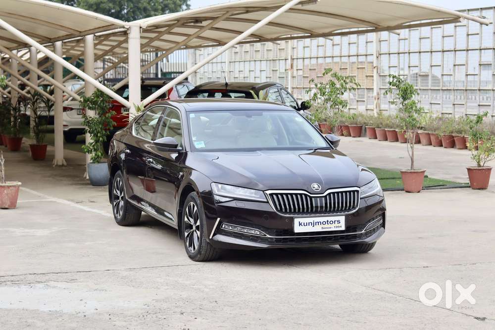 Skoda Superb 2.0 L&k Tsi At, 2021, Petrol