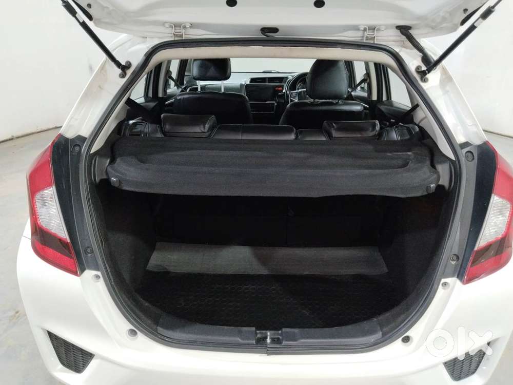 Honda Jazz [2020-2023] 1.2 Vx I-vtec Mt, 2016, Petrol