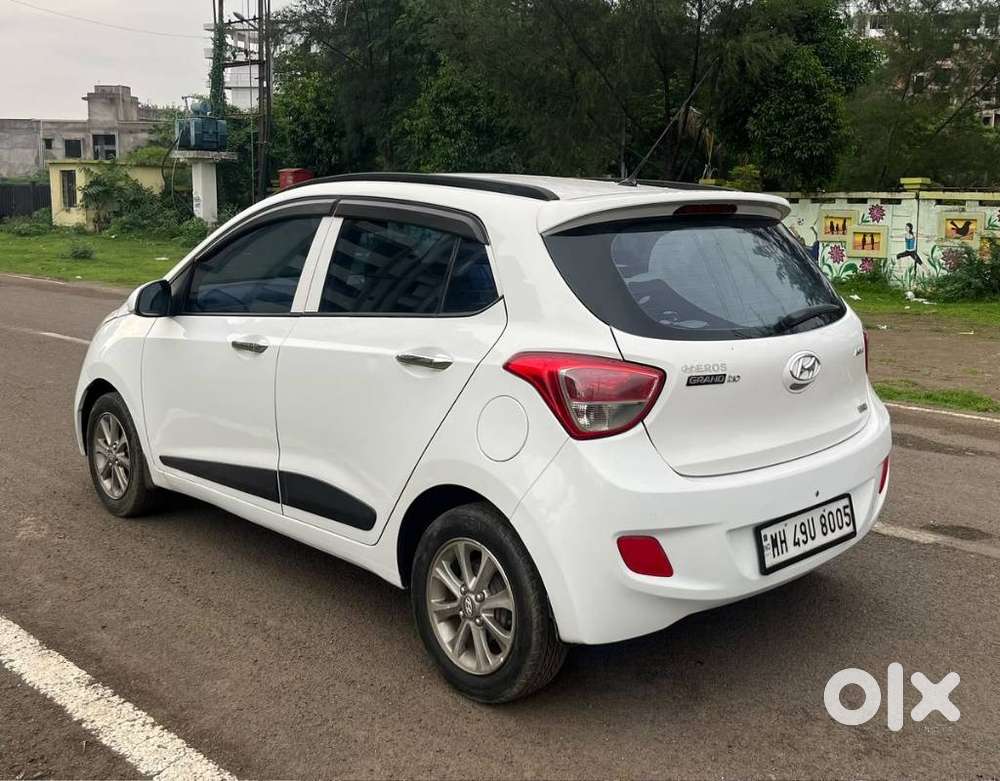 Hyundai Grand I10 Asta Option, 2015, Petrol