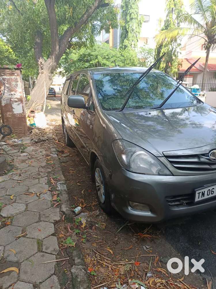 Toyota Innova 2.5 Gx 2011