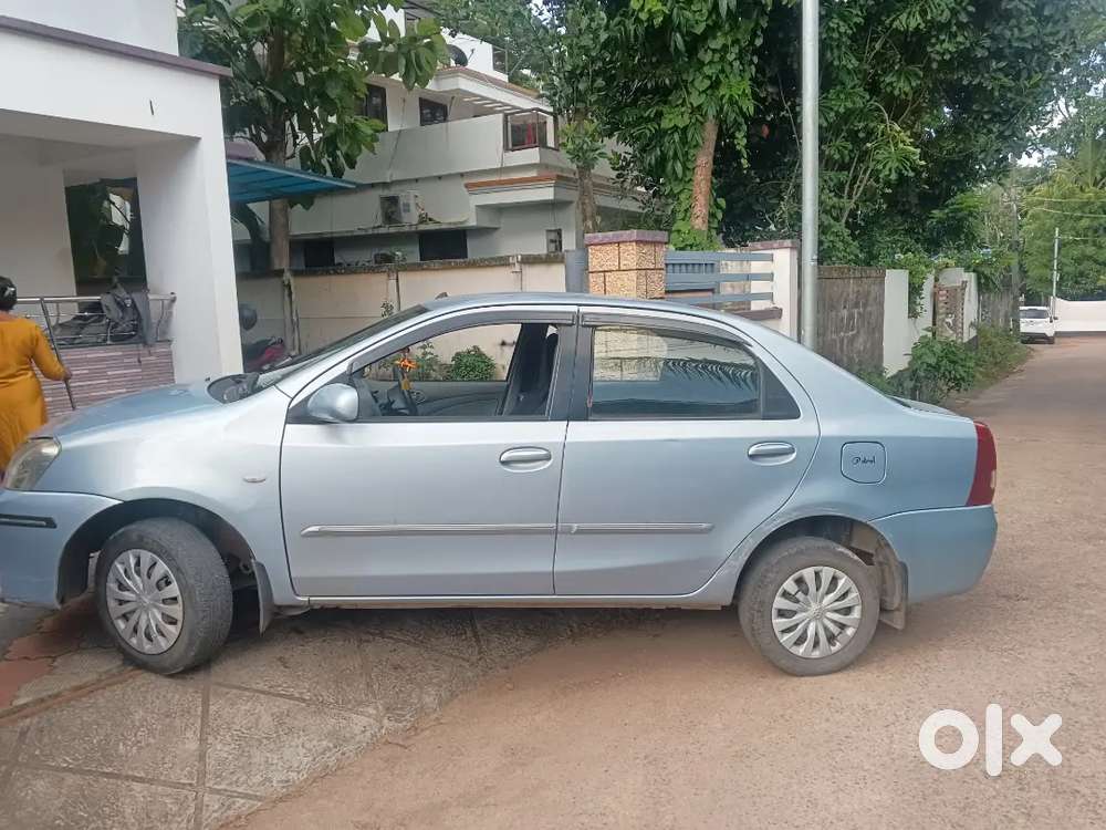 Toyota Etios 2011 Petrol Manual 76000 Km