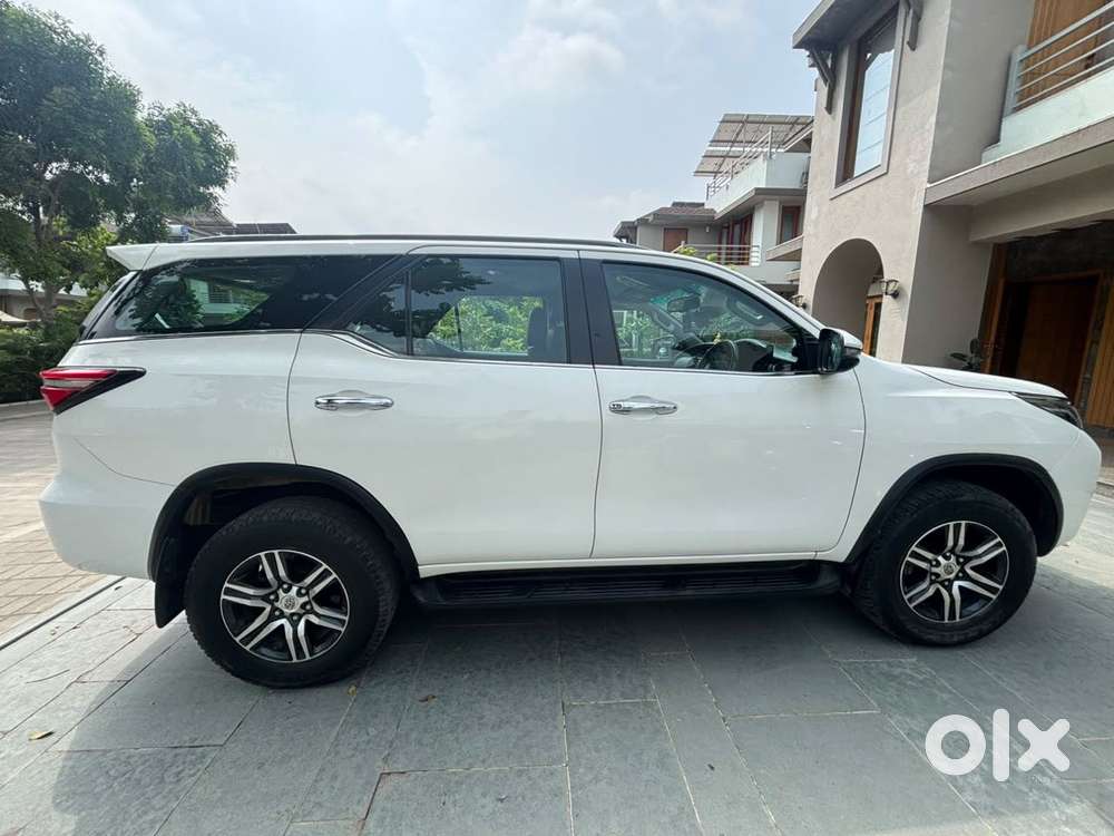 Toyota Fortuner 4x2 At 2.8 Diesel, 2023, Diesel