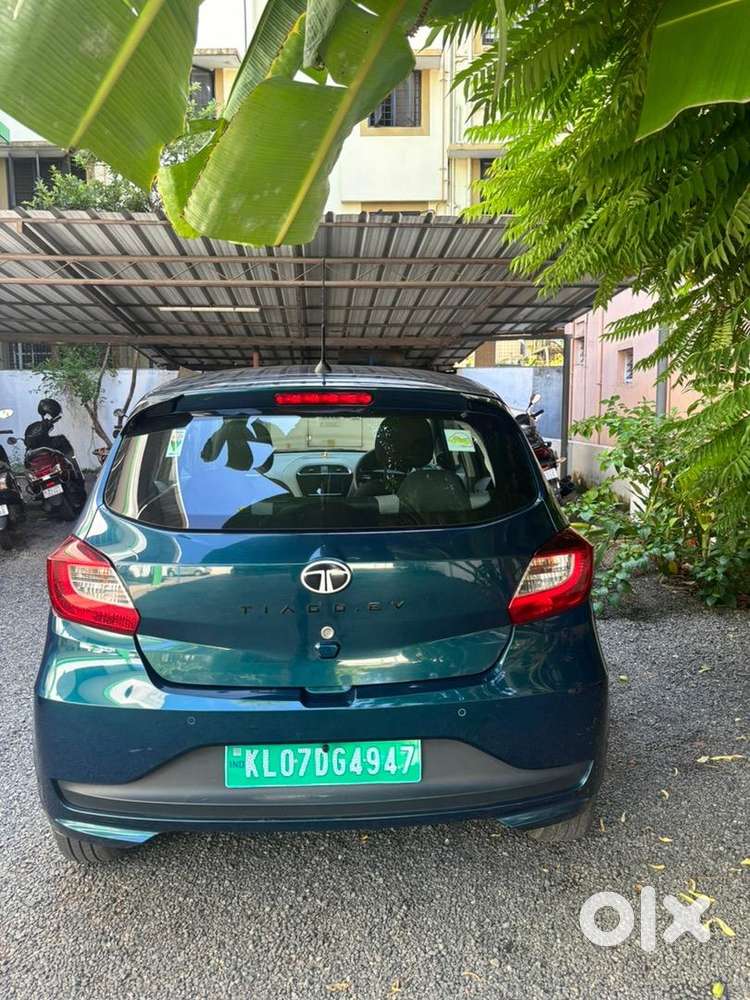Tata Tiago Ev Xt Mr 2025  Only 6,500 Km Run  May 2025 Model