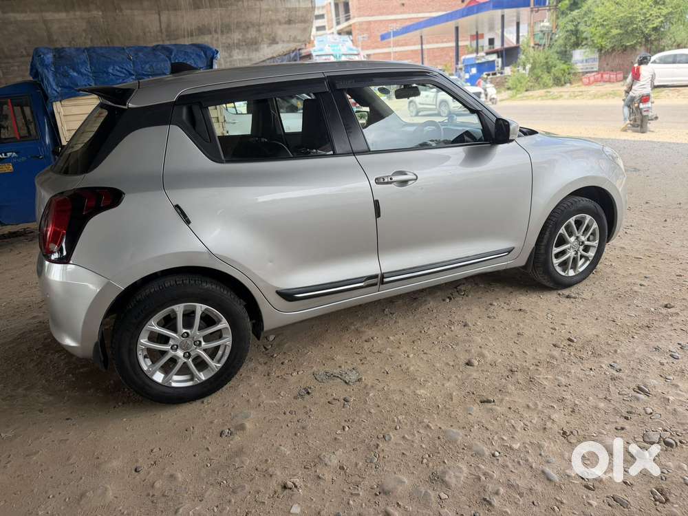 Maruti Suzuki Swift Zxi Plus, 2022, Petrol
