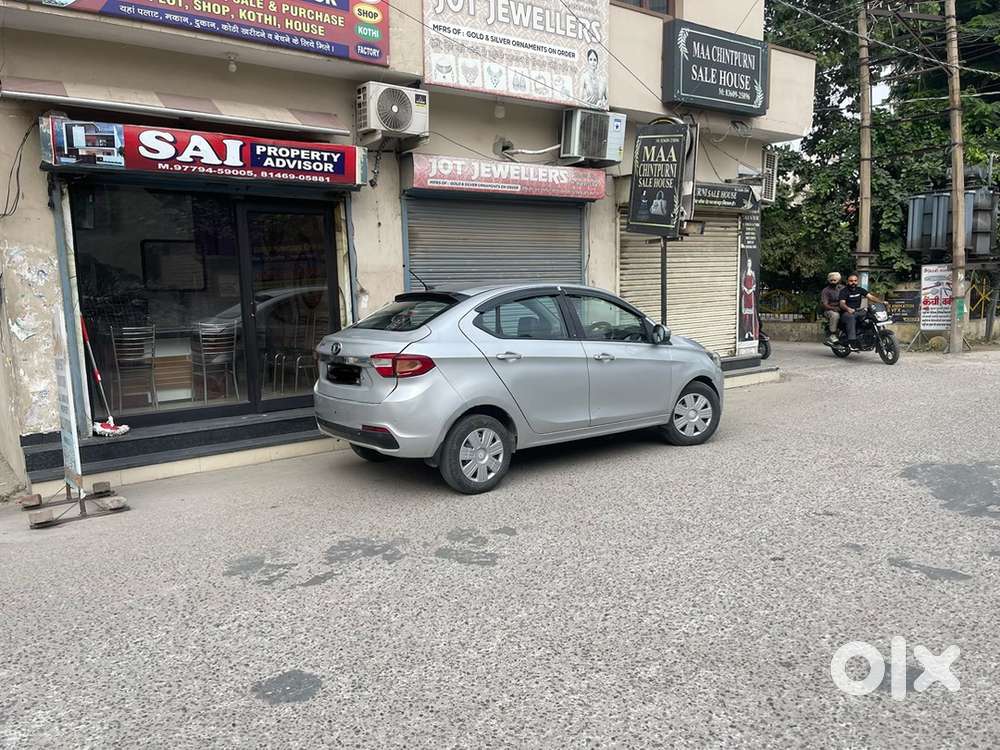 Tata Tigor Petrol Manual 2018 Tyre 70% Condition Good