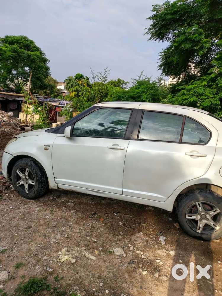 Maruti Suzuki Dzire 2011