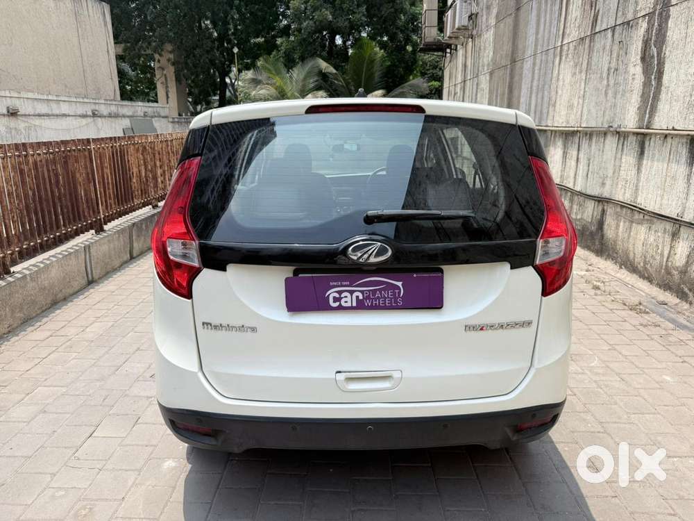 Mahindra Marazzo M4, 2019, Diesel