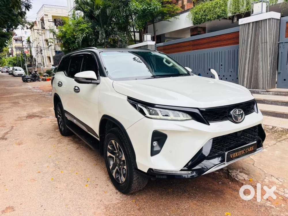 Toyota Fortuner Legender, 2021, Diesel