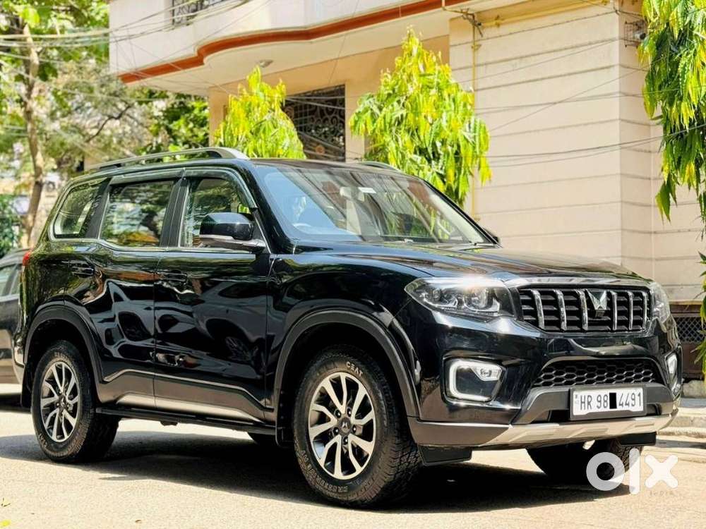 Mahindra Scorpio N Z8 Petrol At 7 Str, 2025, Petrol