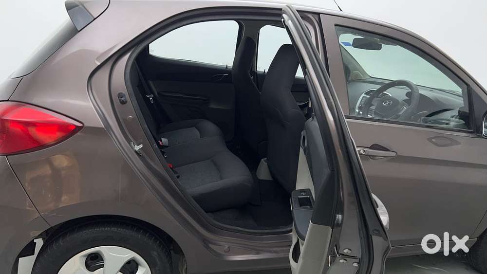 Tata Tiago 1.2 Revotron Xt, 2017, Petrol
