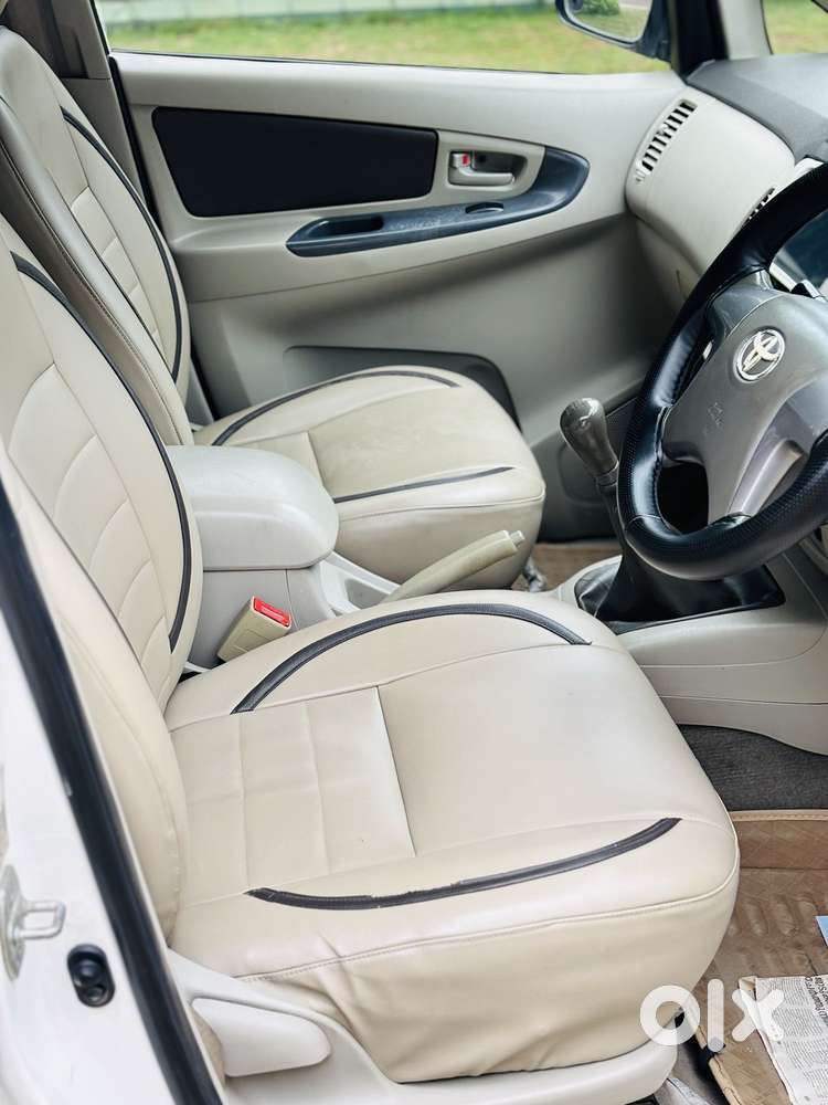 Toyota Innova 2.5 G (diesel) 7 Seater, 2014, Diesel