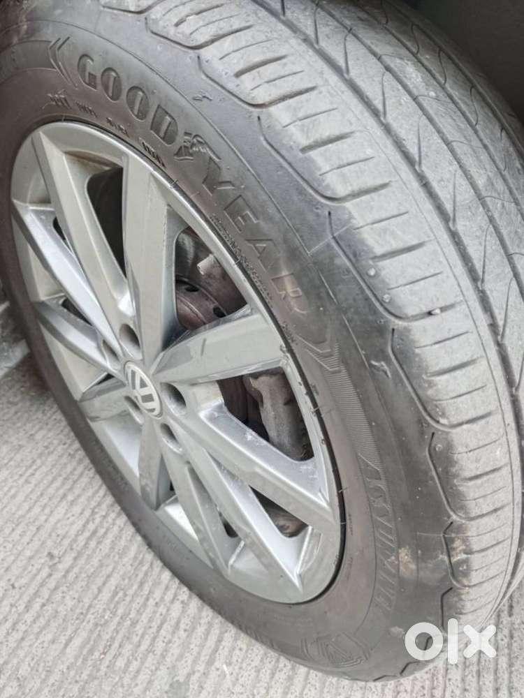 Volkswagen Vento 1.2 Tsi Highline Plus At, 2020, Petrol