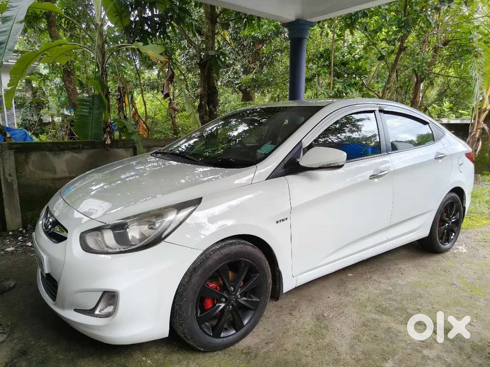 Hyundai Verna 1.6 Sx 2011