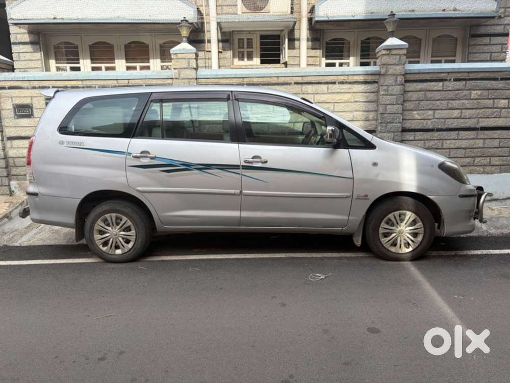 Toyota Innova Diesel 2011 Year