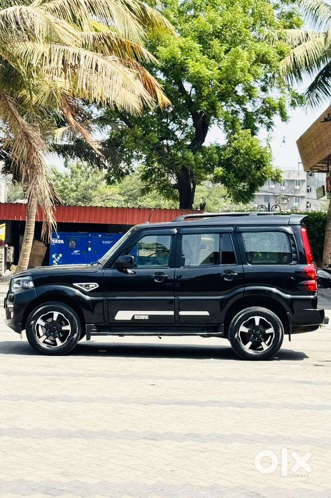 Mahindra Scorpio Classic 2.2 S 11 Mt 7 Cc, 2023, Diesel