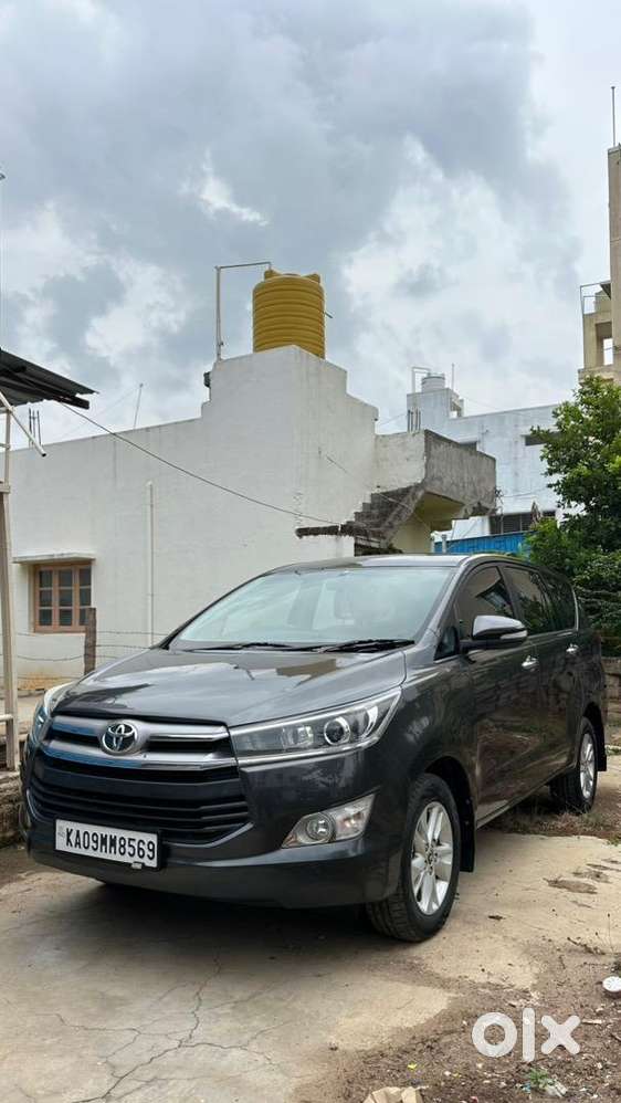 Innova Crysta 2.4  V