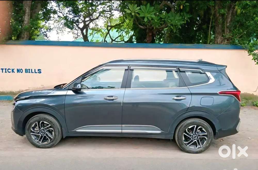 Kia Carens Luxury Diesel 2023
