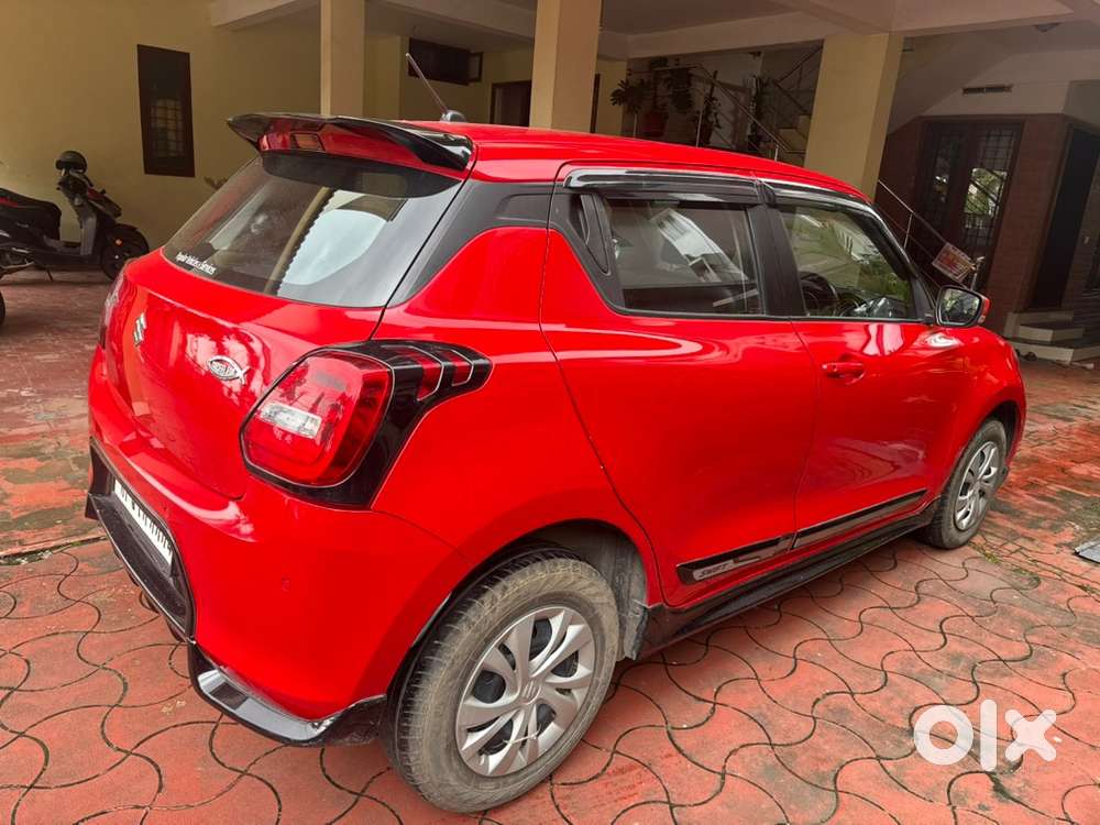 Maruti Suzuki Swift Petrol 2023