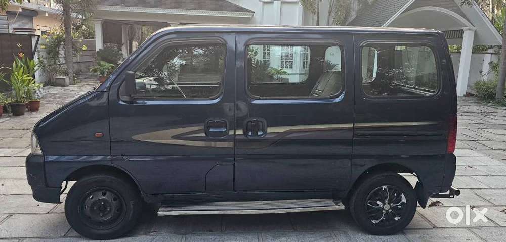 Maruti Suzuki Eeco 5 Str With Ac Plus Htr Cng, 2011, Petrol