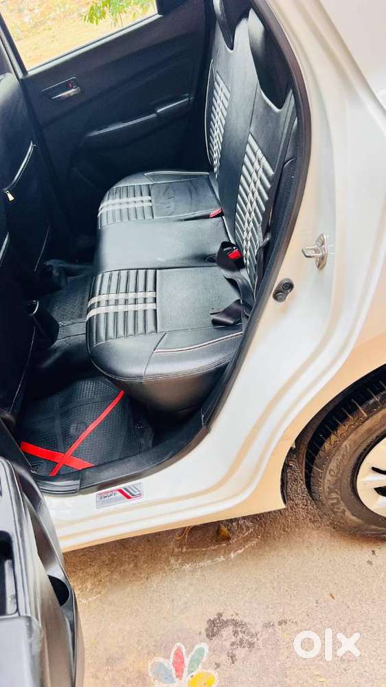 Maruti Suzuki Swift Vxi With Abs, 2021, Petrol