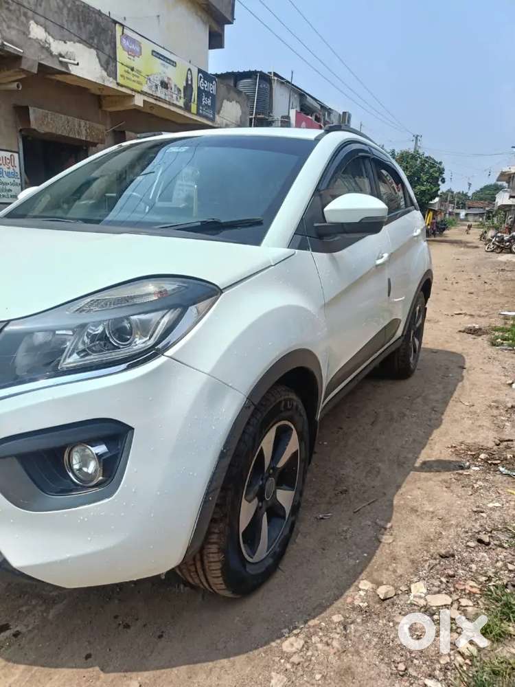 Tata Nexon Diesel Manual Dark 2017 Edition