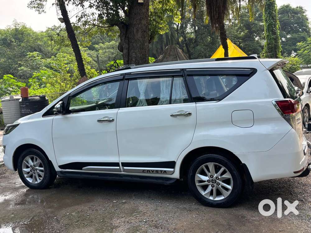 Toyota Innova Crysta 2.4 G Mt, 2019, Diesel