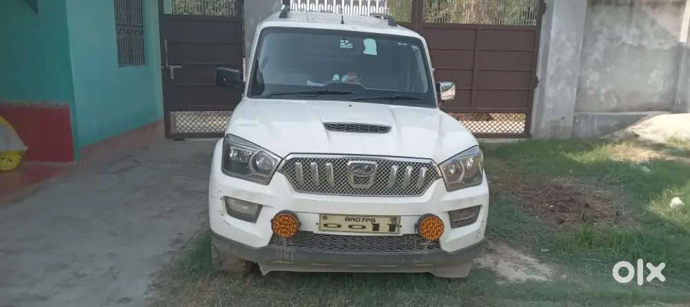 Mahindra Scorpio S6+