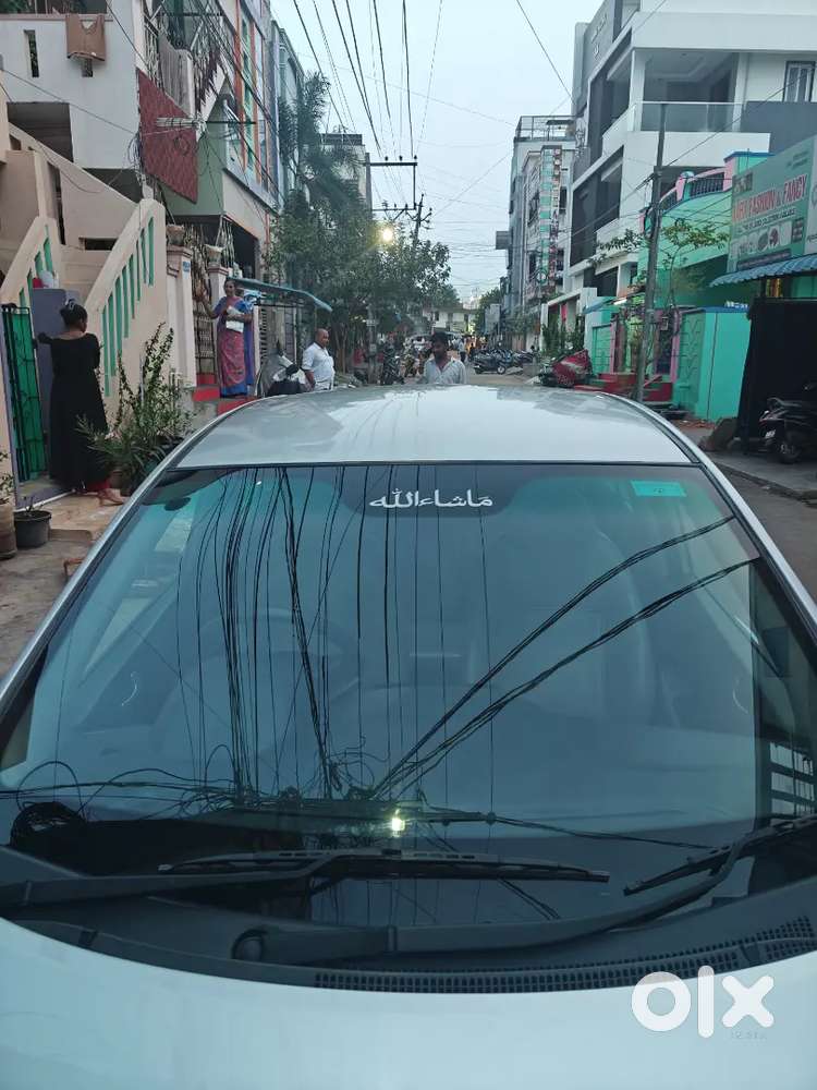 Hyundai Xcent 2015 Diesel 130000 Km Driven Well Maintained