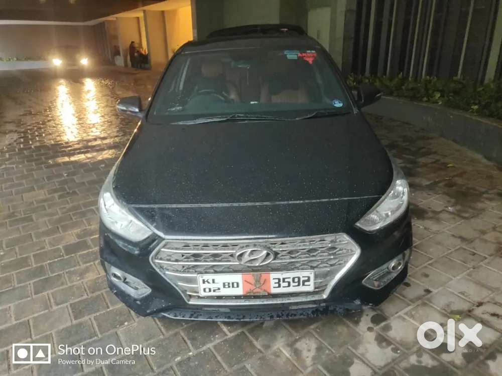 Hyundai Verna Fluidic 1.6 Crdi Ex 2017 87,000 Km  Single Owner Diesel