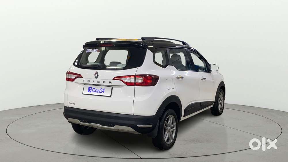 Renault Triber Rxz, 2024, Petrol