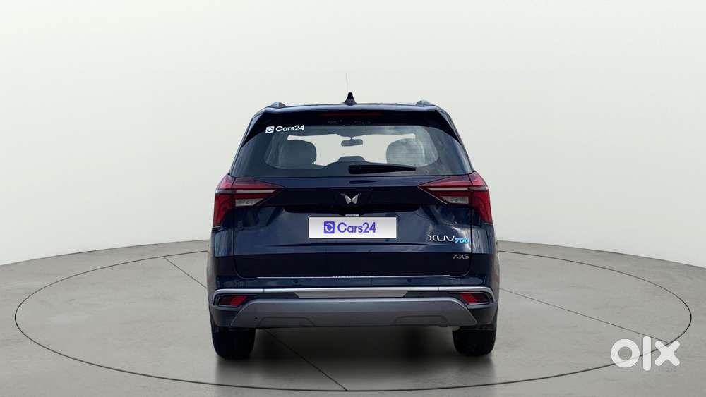 Mahindra Xuv700 2.0 Ax 5 Petrol At Str, 2022, Petrol