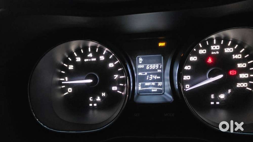 Tata Nexon 2018 Diesel 70000 Km Driven