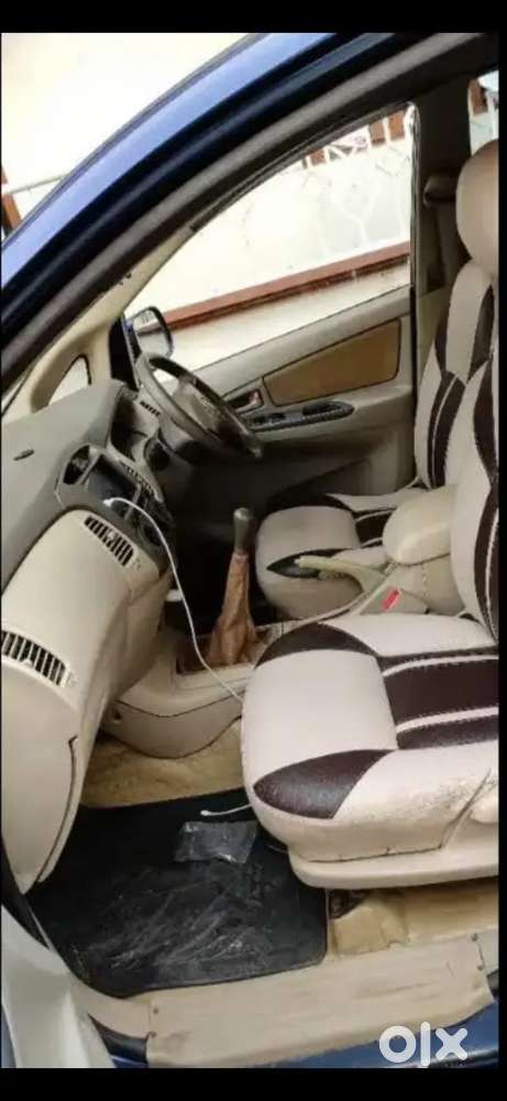 Toyota Innova G2 8 Str Diesel 2006