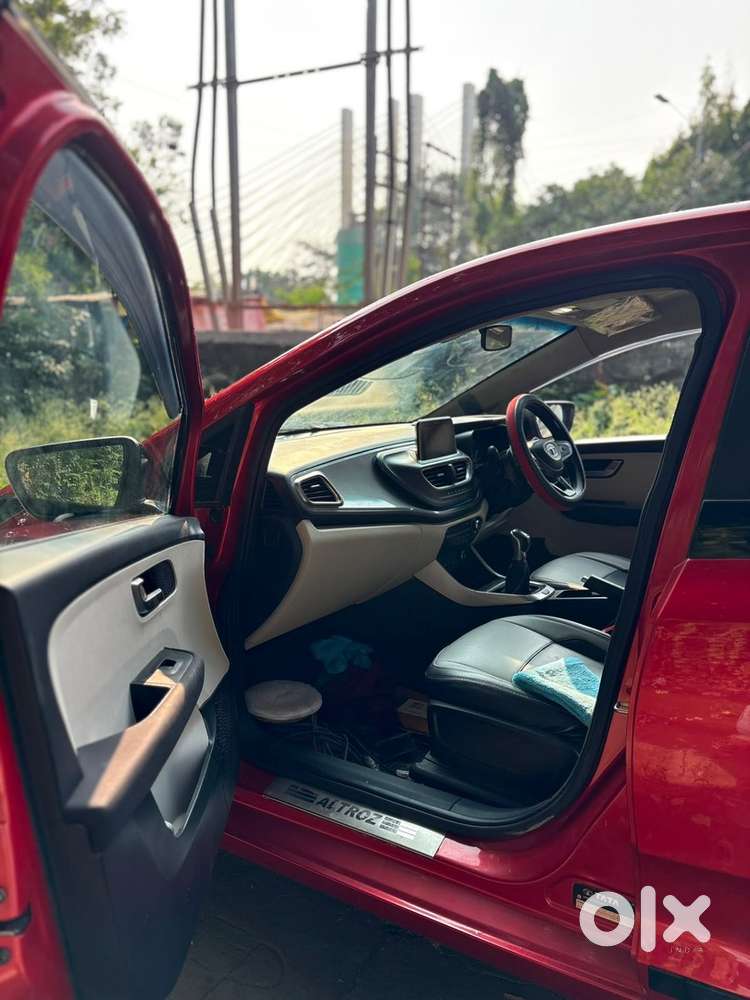 Tata Altroz Petrol 2021