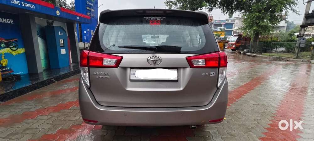 Toyota Innova Crysta 2017