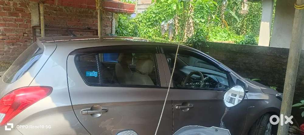 Hyundai I20 2014 Petrol 32000 Km Driven Urgent Sell