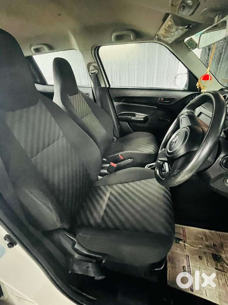 Maruti Suzuki Swift 1.2 Lxi (o), 2021, Petrol