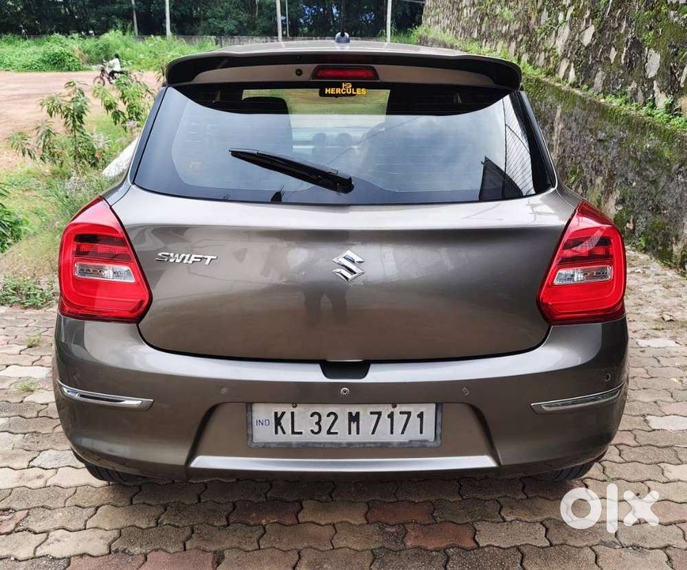 Maruti Suzuki Swift Zxi Plus Amt Dual Tone, 2018, Petrol