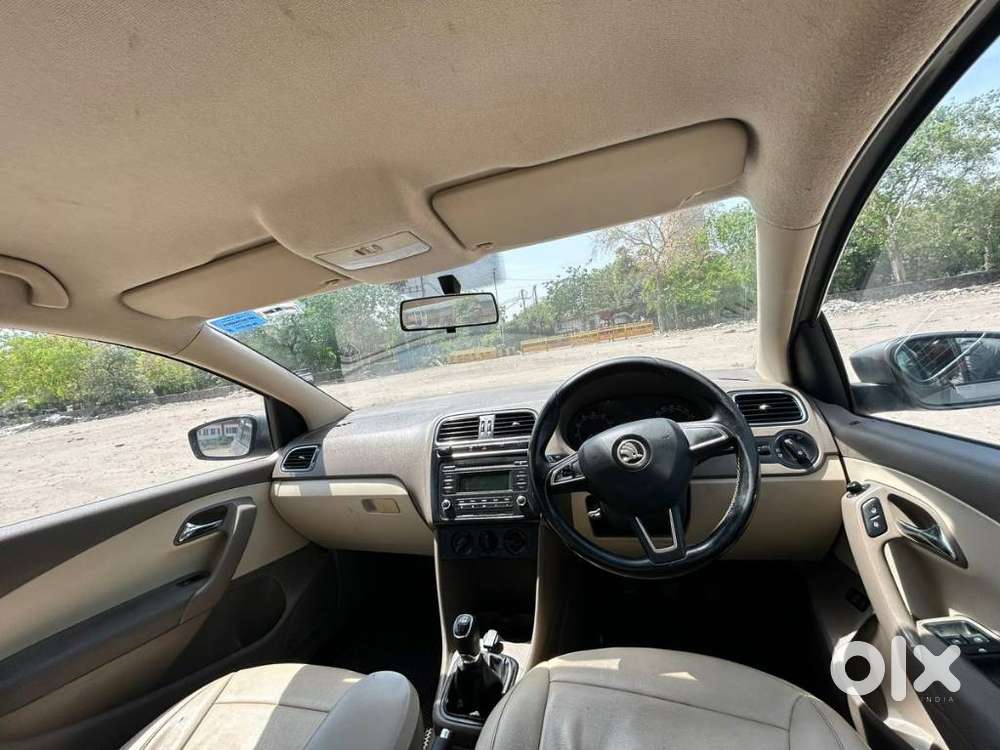 Skoda Rapid 2013-2016 1.6 Mpi Ambition With Alloy Wheel, 2015, Petro..