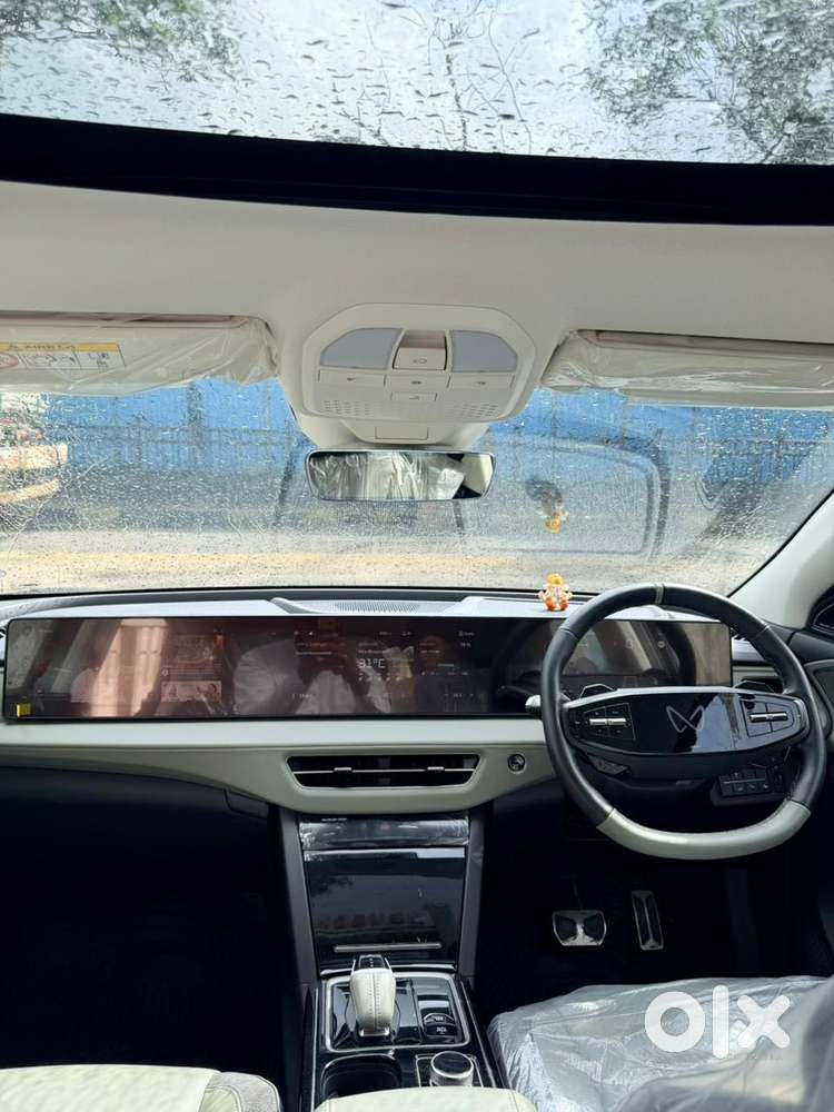 Mahindra Xev 9e Pack Two, 2025, Electric
