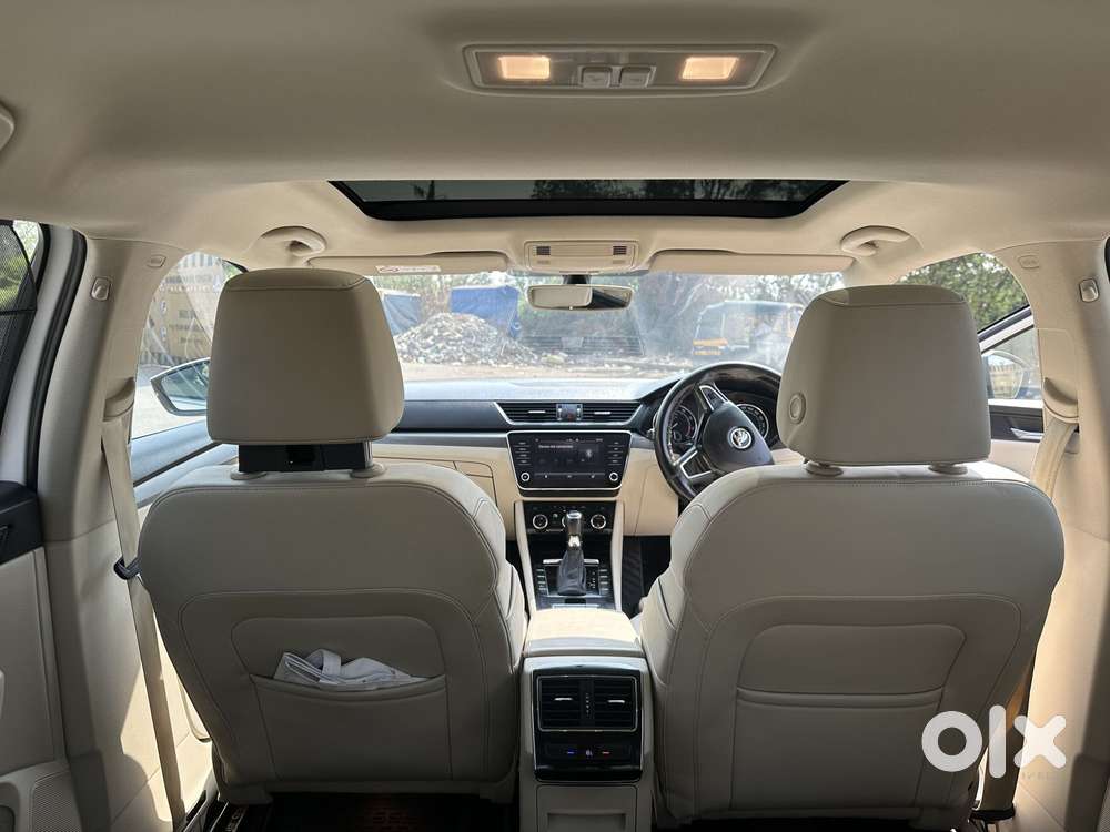 Skoda Superb Style 1.8, 2019, Petrol