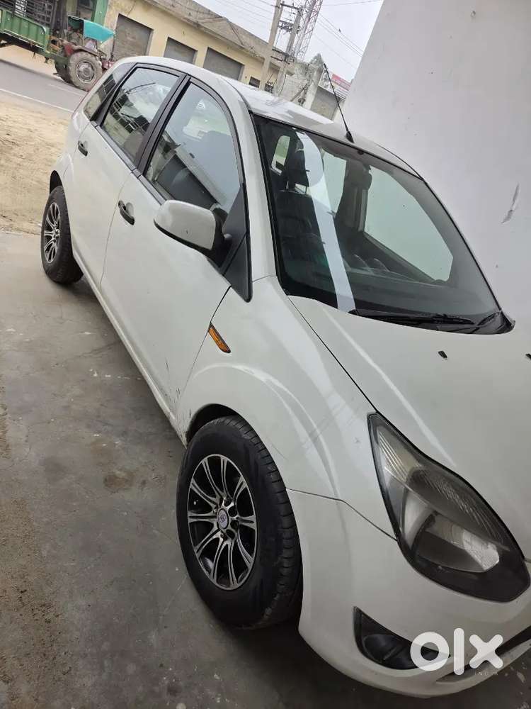Ford Figo 1.5 Trend 2012