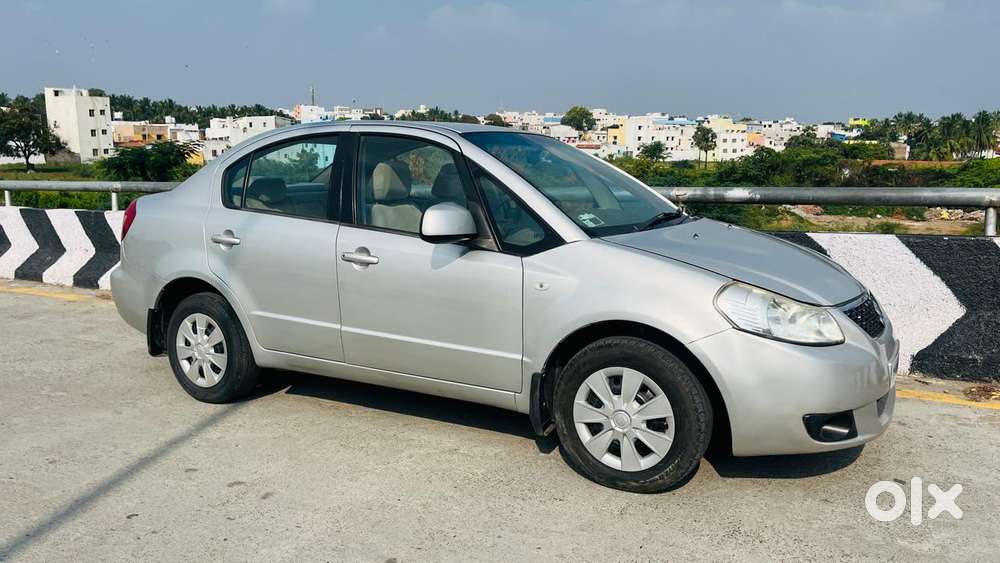 Maruti Suzuki Sx4 2007-2012 Vxi Bsiv, 2011, Petrol