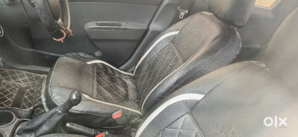 Chevrolet Beat Petrol 2013